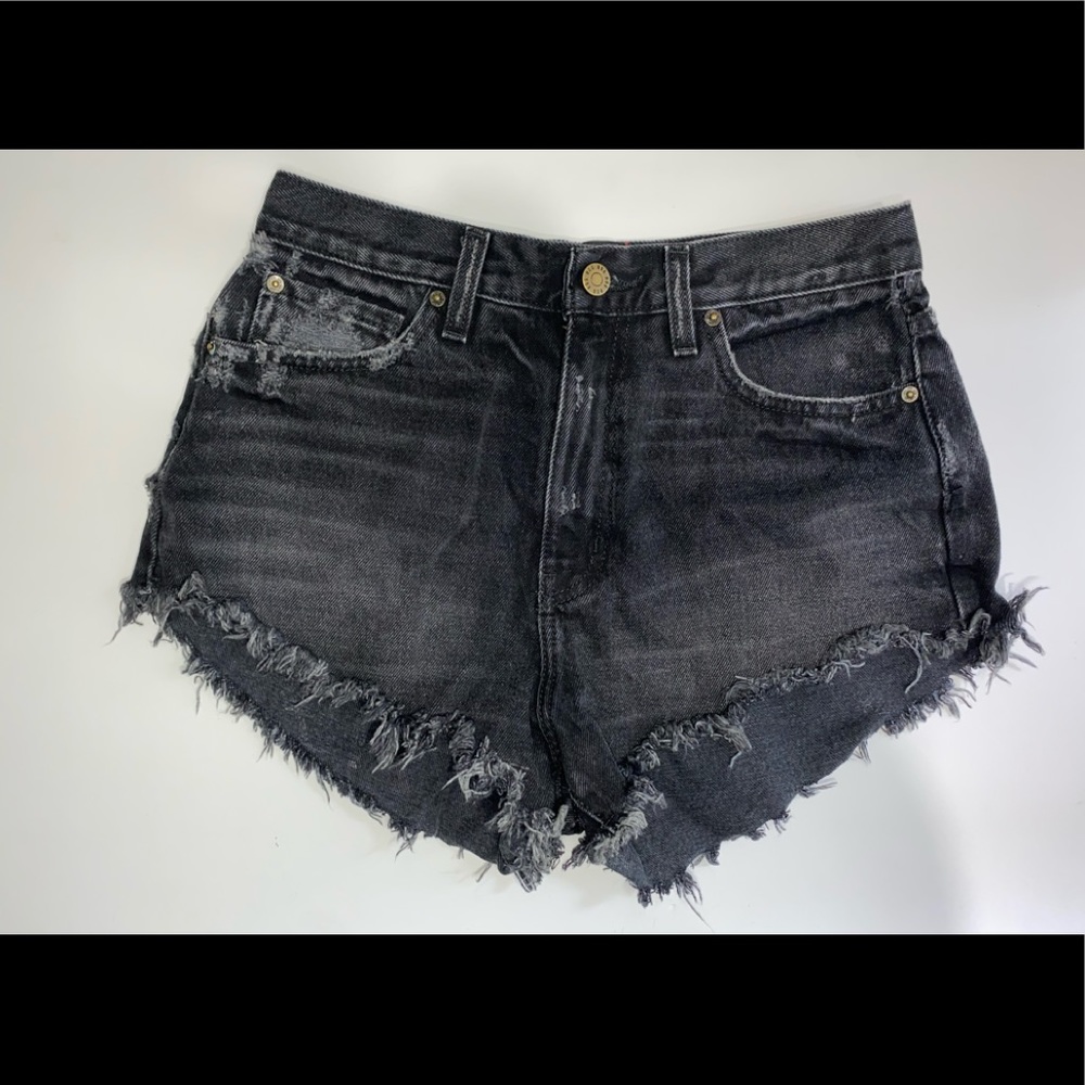 BDG Urban Outfitters Women's Black Shorts Size 28